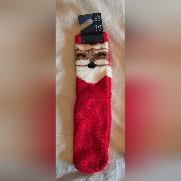 NWT - 3 Pairs Old Navy Winter Coloured Non-Skid/Gripper Socks/Slippers; Size: XL - Picture 4 of 13